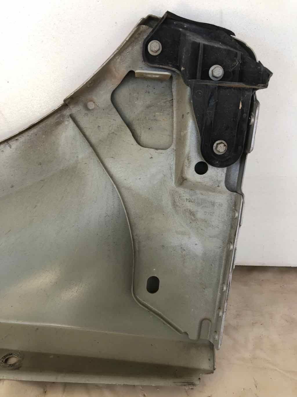 2006 - 2012 RANGE ROVER Sport Utility Upper Fender Grey Right Passenger Side OEM